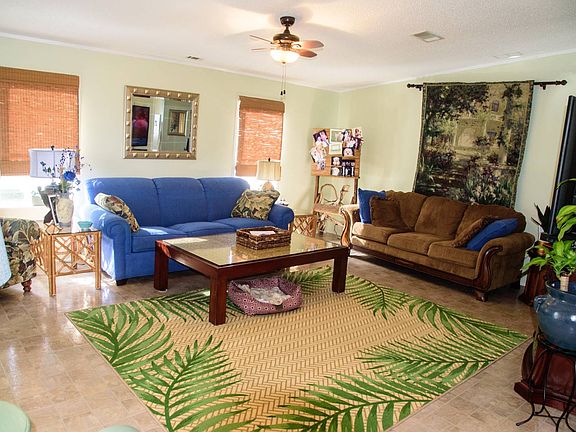 3rd image of 451 Bimini Cay Cir