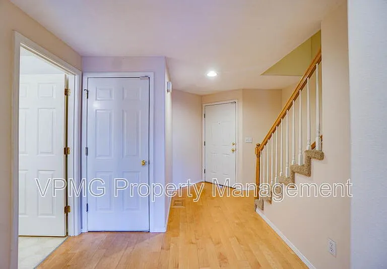 7608 NE 52nd St — Photo 14
