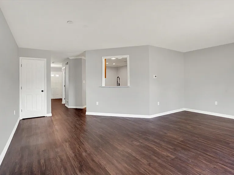 4709A Charles Rd — Photo 5