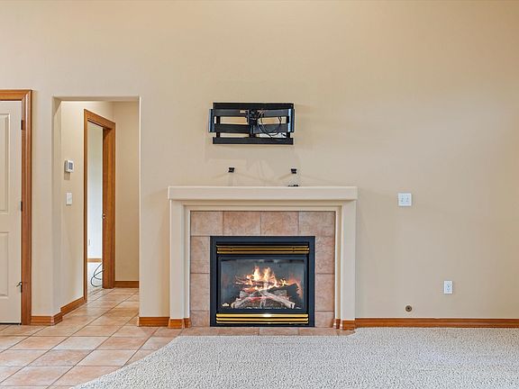4th image of 2295 Limar Ct