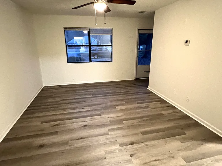 231 Peachtree St — Photo 2