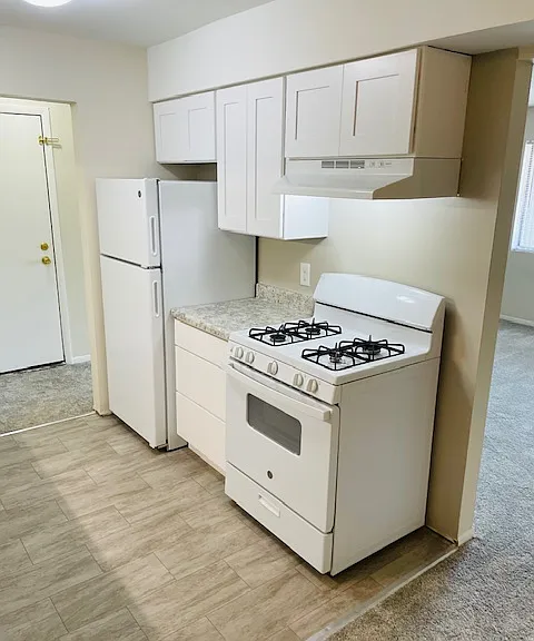 Cambridge Woods Apartments — Photo 6