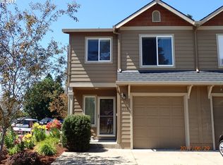 300 S Knott Ct, Canby, OR 97013