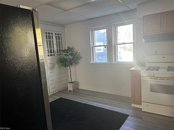 3rd image of 87 N Arlington St #2