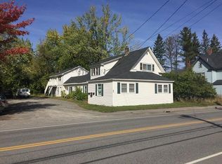 84 Park St, Orono, ME 04473