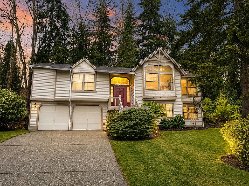 Beautiful home sitting in a quiet cul-de-sac community