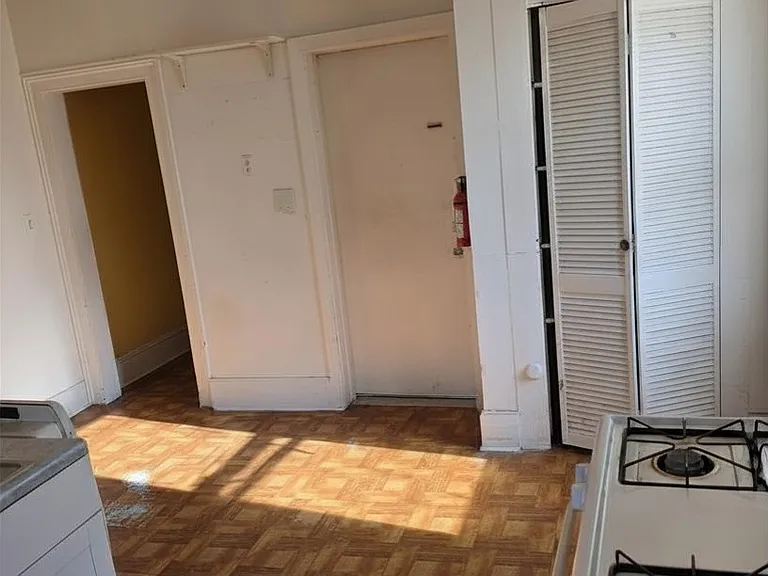 213 Slater St #3 — Photo 3