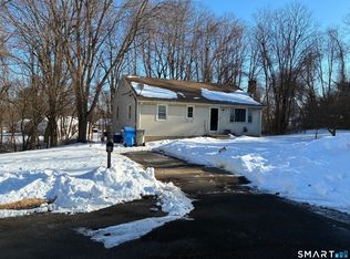 24 Macarthur Court, Bristol, CT 06010