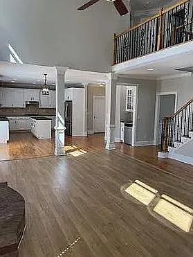 6 bed, 6.0 bath, 4064 sqft, $3,399 — Photo 2
