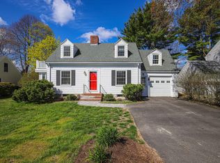 31 Andrews Ave, Falmouth, ME 04105