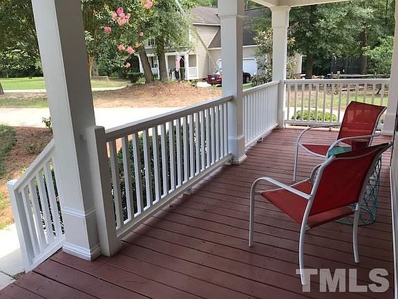 3rd image of 60 Cashew Ln