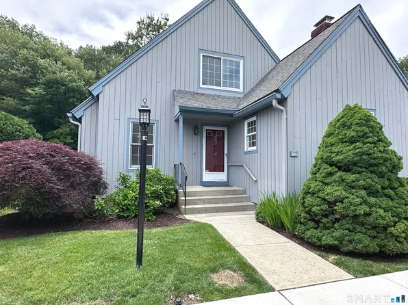166 Glengarry Road #166, Fairfield, CT 06825