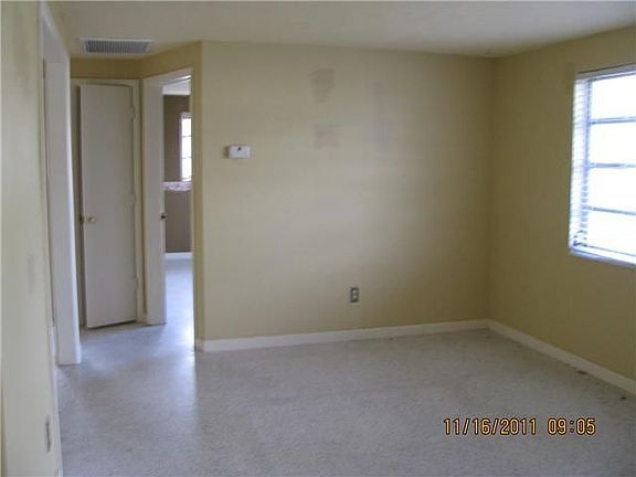 4th image of 2408 Chancery Dr