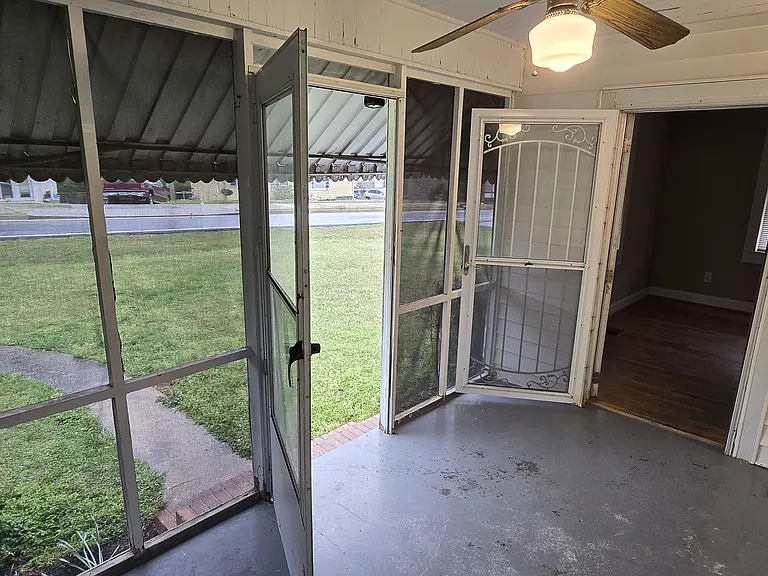 Screened patio