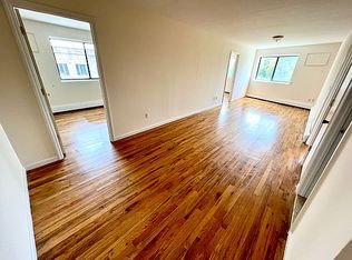 66-80 69th St #3F, Middle Village, NY 11379