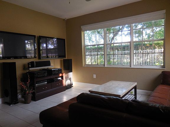 3rd image of 18701 SW 25th Ct