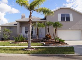 712 Bunker View Dr, Apollo Beach, FL 33572