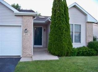 930 W 87th Ave, Merrillville, IN 46410