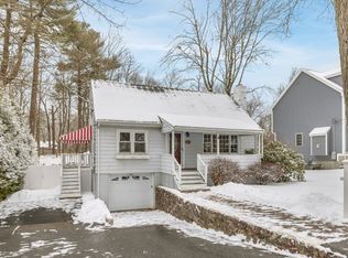 1013 Main St, Reading, MA 01867