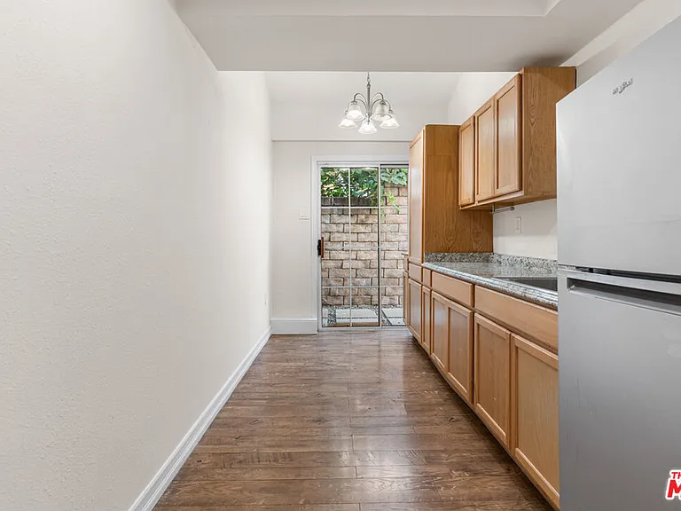 9200 Wystone Ave — Photo 23