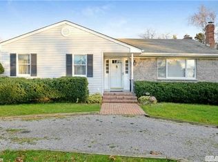 130 Colonial Rd, Southold, NY 11971