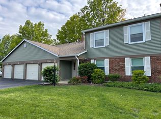 716 N Deer Run Dr #716, Palatine, IL 60067