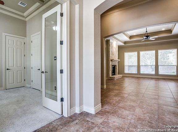 5th image of 324 Joshua Way