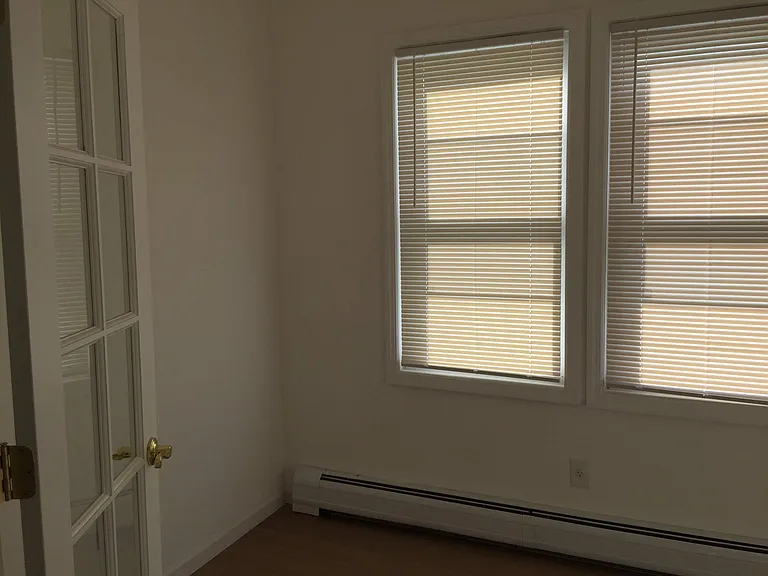 248 2nd St #2 — Photo 9