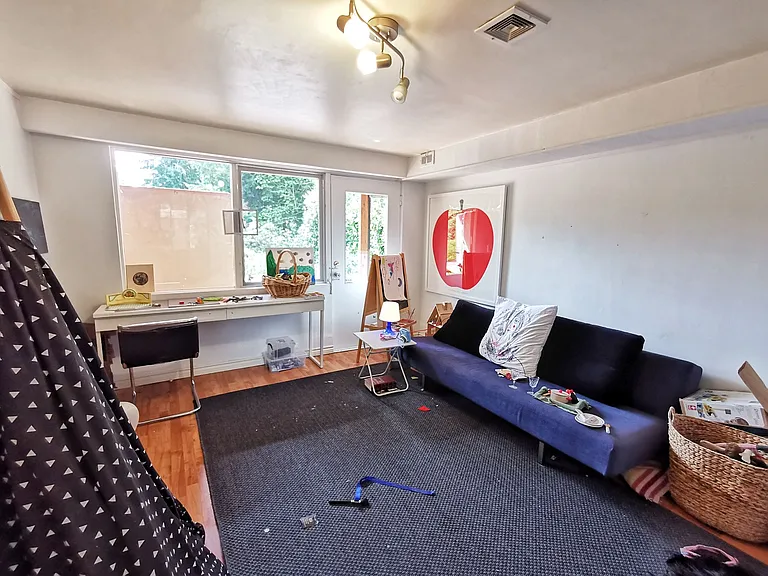 1294 Netley Pl — Photo 13