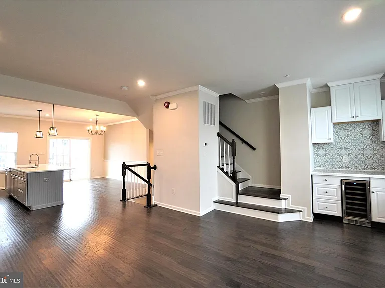 125 Dragon Dr — Photo 13