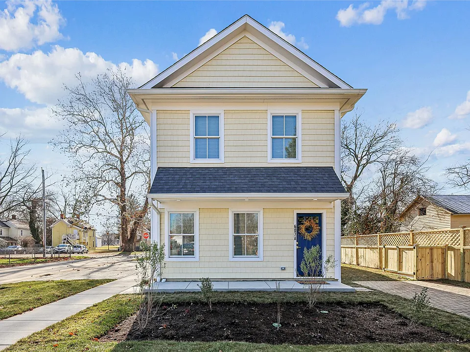 607 North St #B