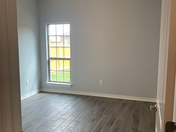 2nd image of 9301 Heritage Hills Pkwy