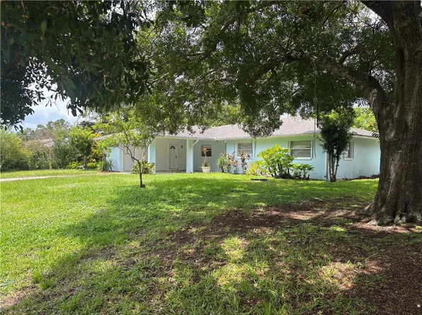1435 29th Ave, Vero Beach, FL 32960