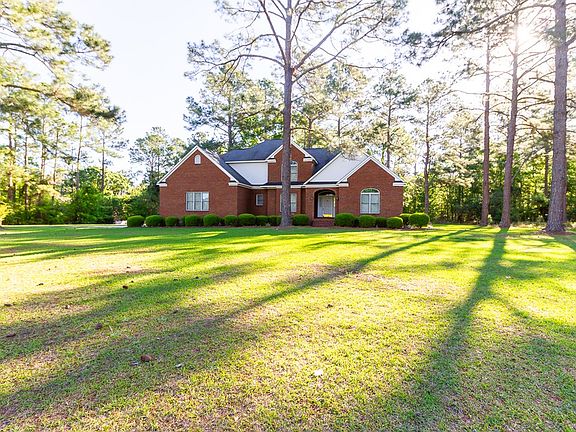 3rd image of 5006 Forest Lake Dr