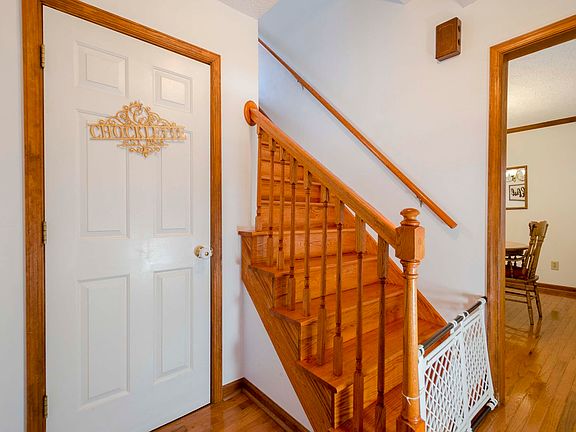 2nd image of 306 Sunflower Dr