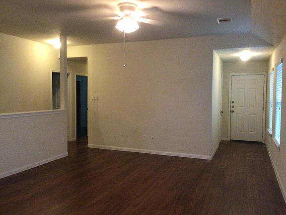 2nd image of 22315 Queenbury Hills Dr