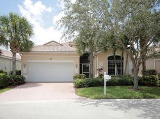 67 Glen Eagle Cir, Naples, FL 34104