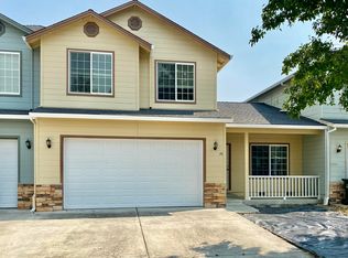 26 Dianne Way, Eagle Point, OR 97524