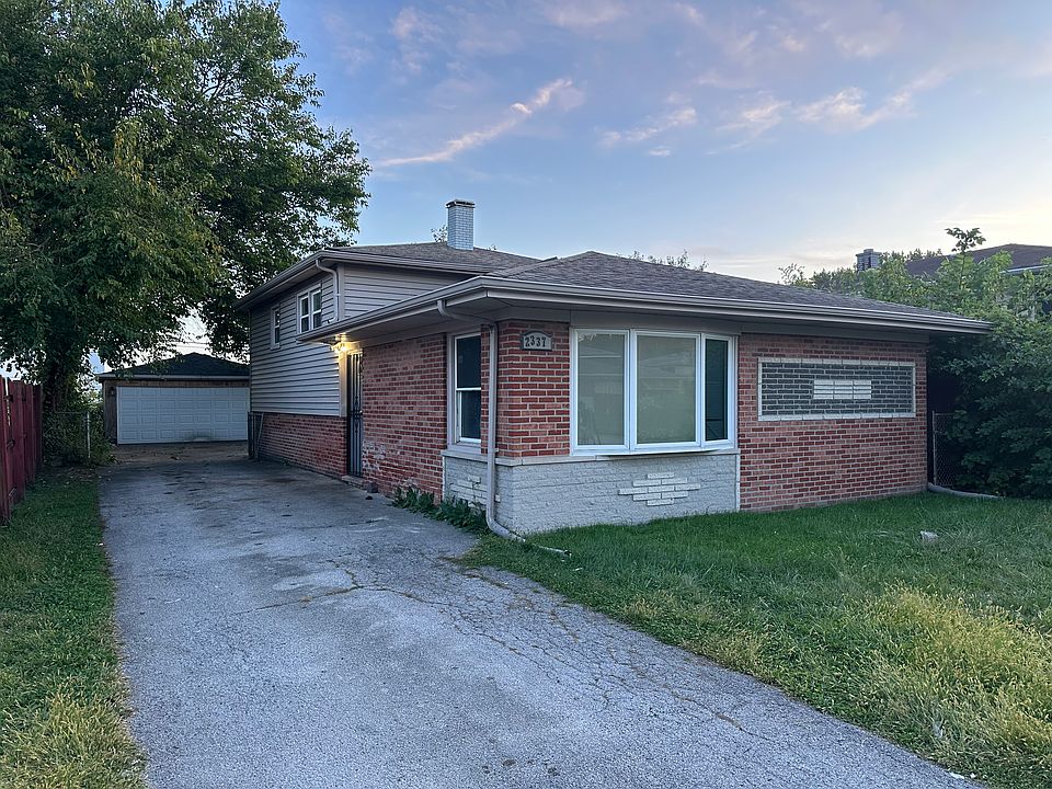 2nd image of 2337 W 157th Pl