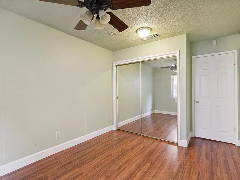 3331 E Paul Ave #4 — Photo 3