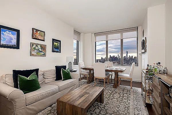 1st image of 101 W 24th St APT 29C