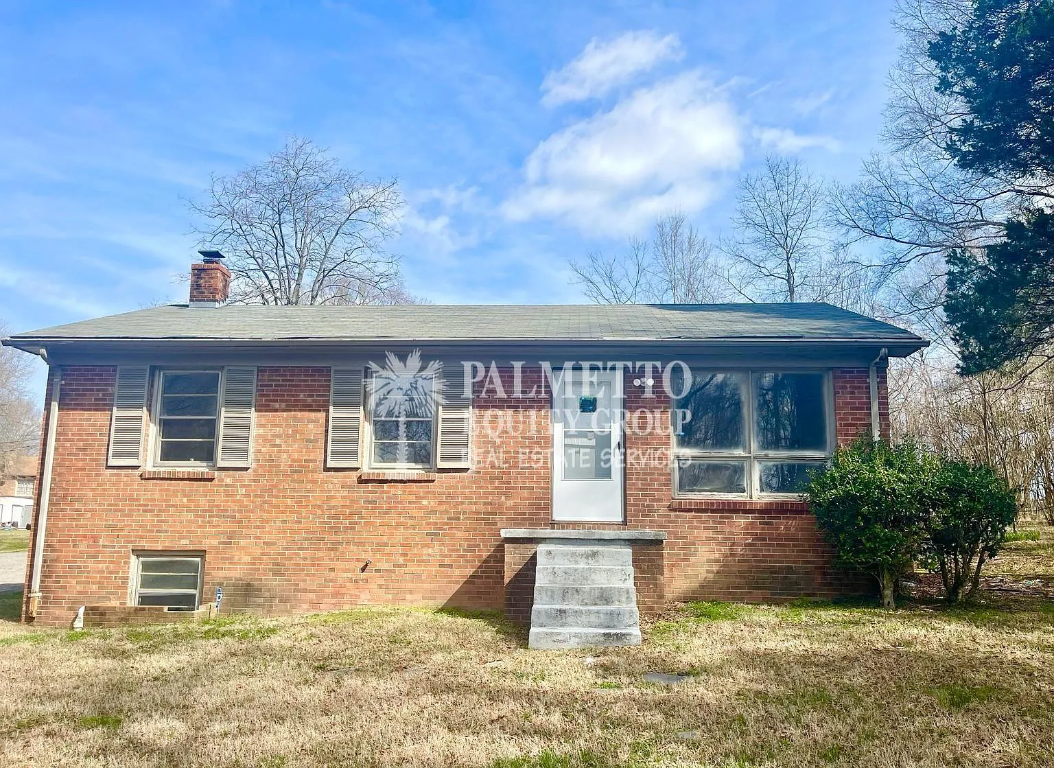 3 bed, $1,295 — Photo 1