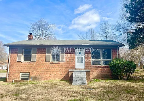 2219 E Gate City Blvd Photo 1