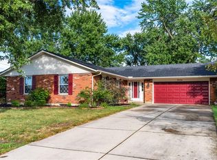 7054 Woodcroft Dr, Englewood, OH 45322