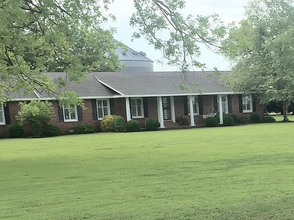 3rd image of 624 Woodruff 252