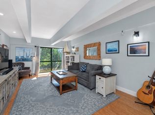 42 8th St APT 3410, Charlestown, MA 02129