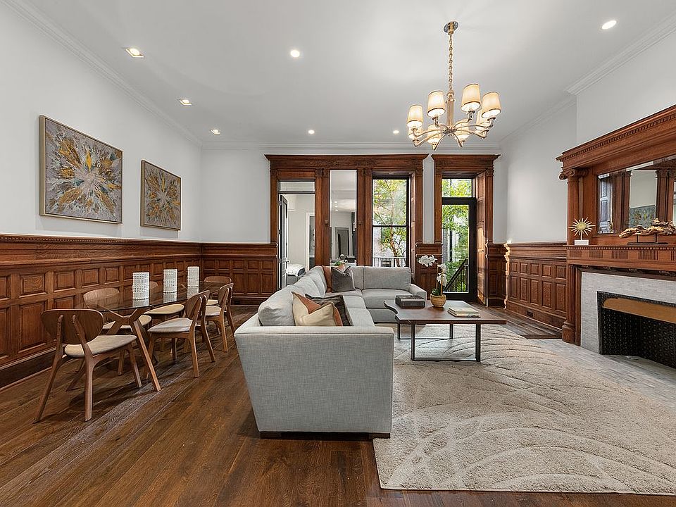 1st image of 110 W 81st St #House