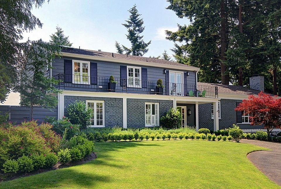 1st image of 8425 SE 82nd St
