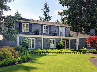 8425 SE 82nd St, Mercer Island, WA 98040