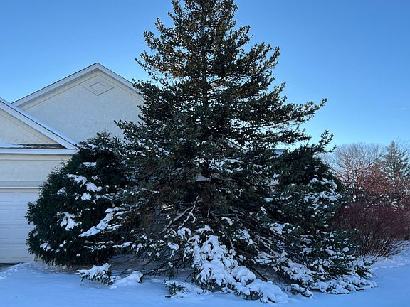 3rd image of 4063 Wyndham Hill Dr